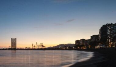 una gigantesca 'pantalla' de 59 metros de ancho y 144 de alto con "doble piel"