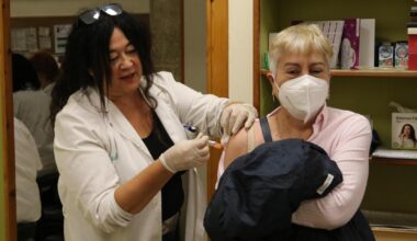 "Vivo con una persona mayor y es seguridad para los dos"