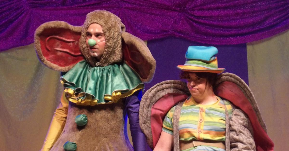 El Teatro Ayala llena de música, humor y emoción el fin de semana en Daimiel