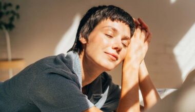 Las señales más comunes que alertan de que tienes falta de vitamina D y cómo aumentar los niveles de forma natural