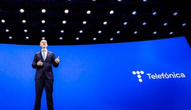 Murtra abre la puerta a una ampliación de capital de Telefónica para realizar posibles compras