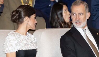 el vestido viajero, de Oviedo a Pekín