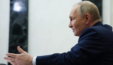 Maduro y su SOS a Putin: el Kremlin admite contactos mientras EE.UU. sigue armándose en El Caribe