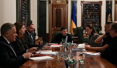 Zelenski promete cambios radicales y una reorganización de su Gabinete tras la dimisión de Yermak