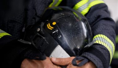 Conmoción en Portugal: 11 bomberos acusados de violar a una compañera en una "novatada" en Fundão