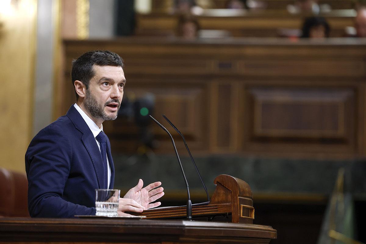 El ministro de Derechos Sociales, Consumo y Agenda 2030, Pablo Bustinduy, durante su intervención en el Congreso de los Diputado