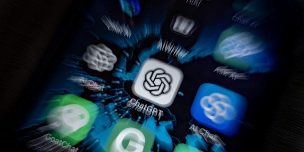 La UE estudia suavizar sus leyes para beneficiar a empresas como OpenAI y Google