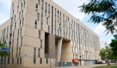 Sevilla Este, la insospechada trinchera arquitectónica contra los bloques cebras