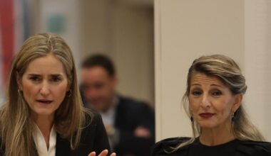 Aagesen deja en el aire el futuro de Almaraz hasta que pasen los comicios extremeños