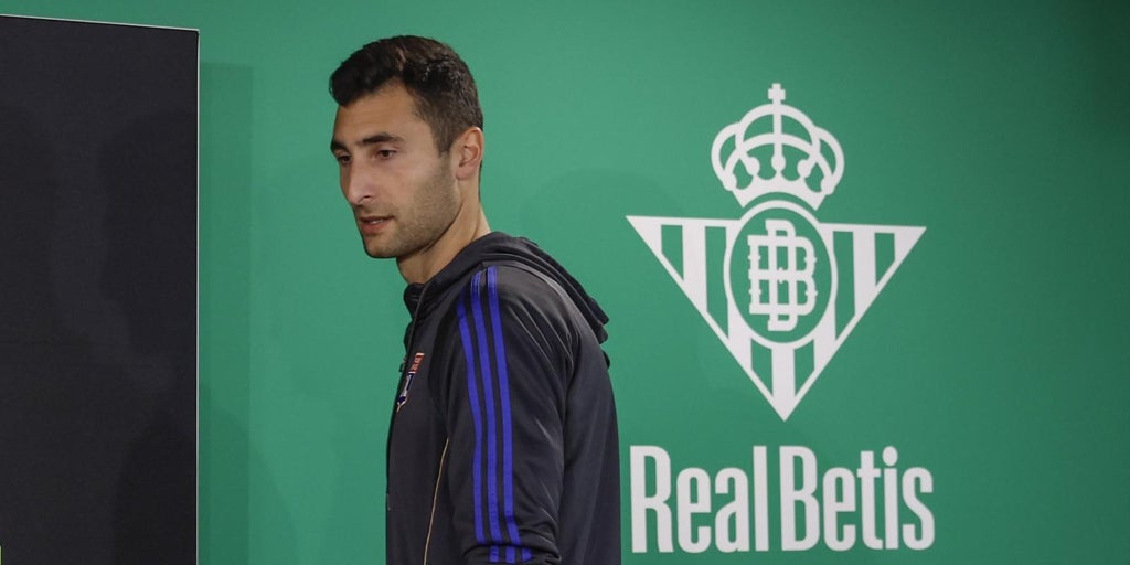 «No lo sigo, no sé cómo juega»