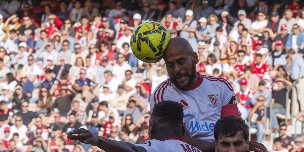 Las notas del Sevilla - Osasuna: el oficio dio (por fin) un beneficio - ABC