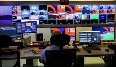 '1 hora menos': así se hace televisión desde Canarias