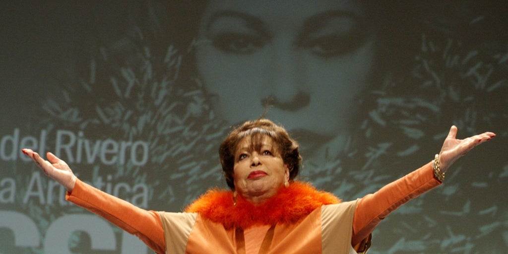 La 63 edición del FICX se inaugura con las lágrimas de Massiel y la risa de Arturo Valls