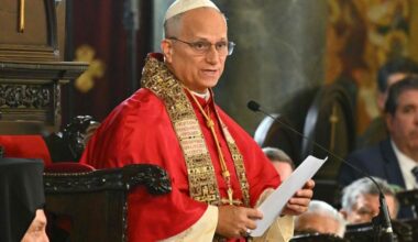 El Papa se despide de Turquía con una visita al «vaticano de los ortodoxos» y tiende una mano por la unidad de los cristianos