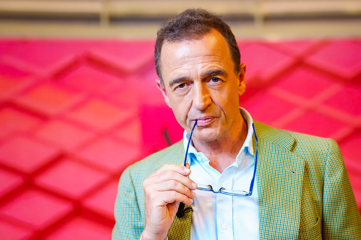 Telecinco despide a Alessandro Lequio después de décadas en televisión tras llegar el auto que reconoce los malos tratos del conde a Antonia Dell'Atte - El Mundo