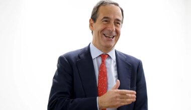 Gortázar: "CaixaBank está ganando cuota de mercado en pymes, pero no en hipotecas" - Expansión