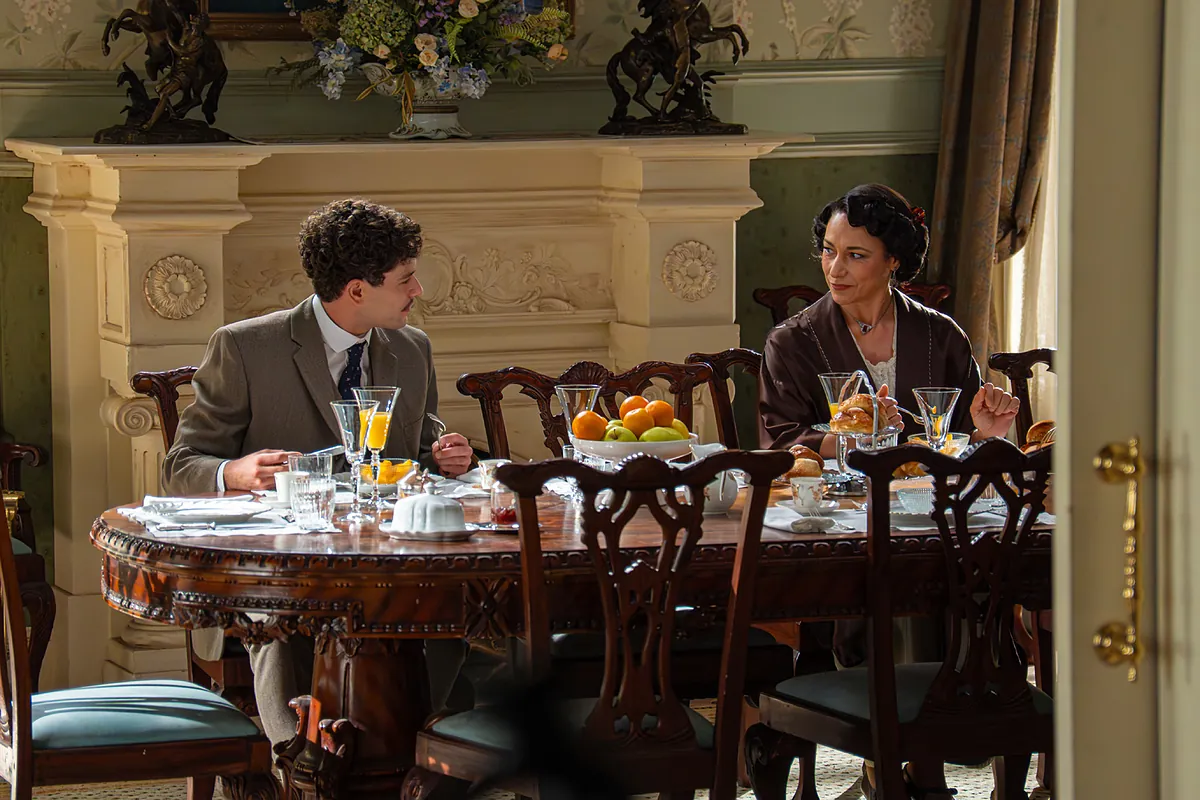 'La Promesa', avance del capítulo del martes 4 de noviembre: Beltrán desconoce la condición impuesta por Ángela - El Mundo