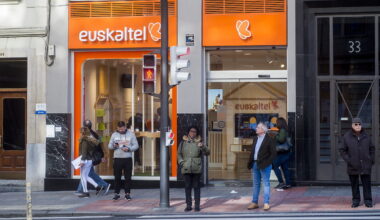 Euskaltel se queda en manos de Orange tras adquirir esta el 100% de MasOrange | Economía