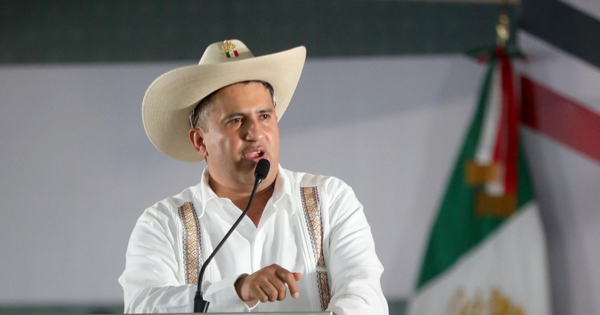 “No quiero ser un alcalde más de los ejecutados”: así pidió ayuda Carlos Manzo a Sheinbaum y Harfuch antes de su asesinato