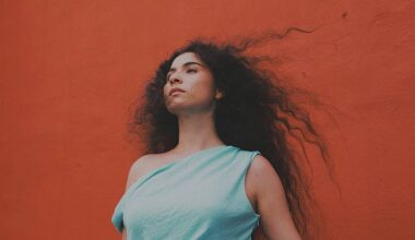 Silvana Estrada publica su disco 'Vendrán Suaves Lluvias'