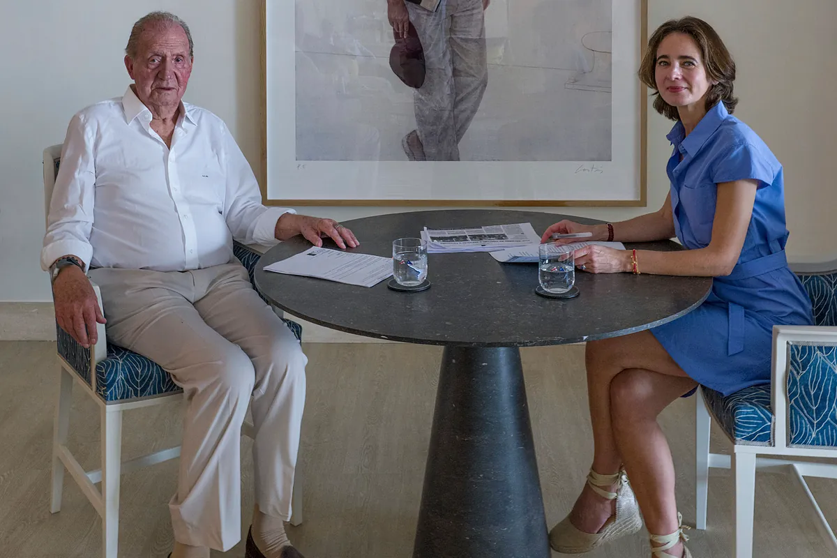 Laurence Debray: "Celebrar el 50 aniversario de la monarquía sin Juan Carlos me parece insólito" - El Mundo