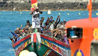 Cuatro muertos en un cayuco que se quedó sin víveres a 30 km al sur de El Hierro - El Mundo