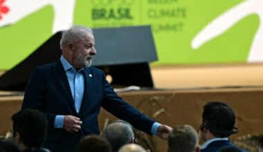 ¡Corbatas fuera! El calor de Belém sacude los códigos de la cumbre de líderes