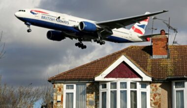 Bajan las ganancias de la casa matriz de British Airways e Iberia mientras se debilita el mercado de EEUU