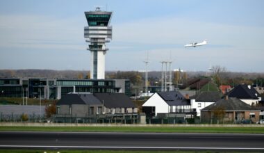 El avistamiento de un dron interrumpe por segunda vez en la semana el tráfico aéreo en Bruselas
