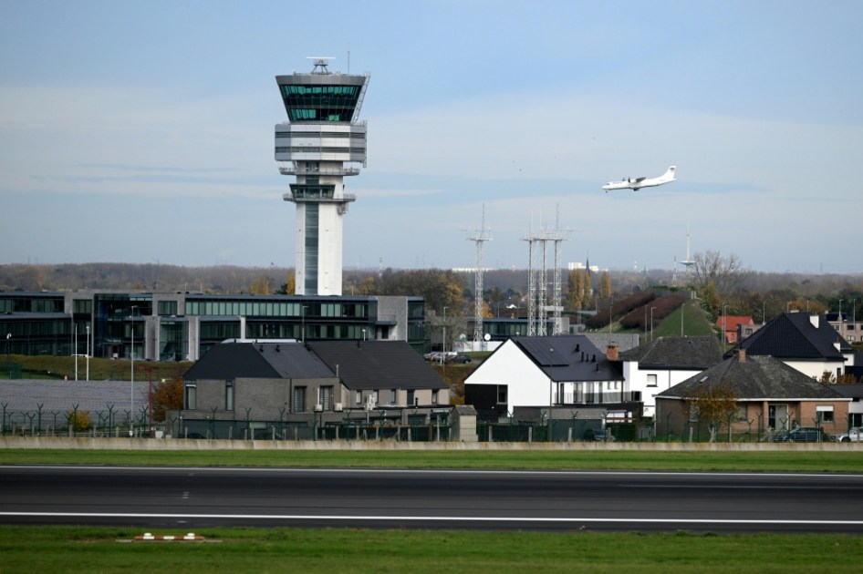 El avistamiento de un dron interrumpe por segunda vez en la semana el tráfico aéreo en Bruselas