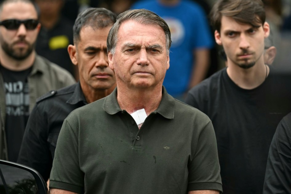 Supremo de Brasil mantiene condena a 27 años de cárcel de Bolsonaro