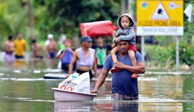 Filipinas evacúa a un millón de personas antes de la llegada del supertifón Fung-wong