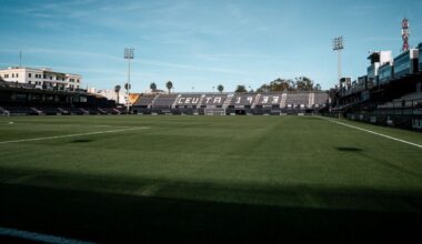 Ceuta vs Almería queda suspendido por muerte de un aficionado