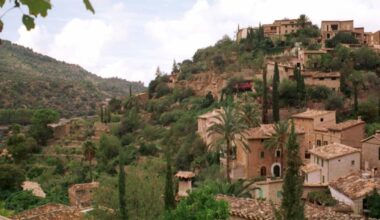 El cierre de las pistas de tenis de Deià enfrenta al club y al ayuntamiento