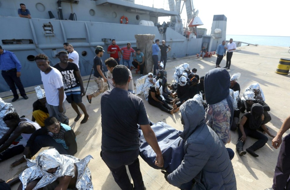 Cuarenta y dos migrantes "presuntamente" murieron en un naufragio frente a las costas libias