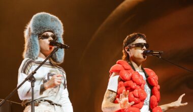 Ca7riel y Paco Amoroso hicieron historia y lograron sus primeros Latin Grammy por su EP Papota