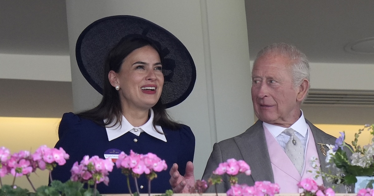 La mujer del primo de Carlos III se sincera: “Cuanto más los conozco, más me doy cuenta de que sus vidas son un infierno”