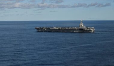 EEUU anuncia nueva fase en lucha antinarcóticos tras la llegada de portaaviones al Caribe