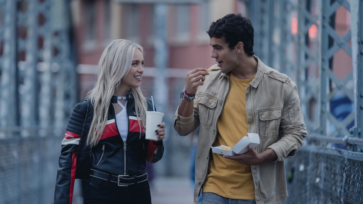 Óscar Casas y Ana Mena se enamoran en 'Ídolos', cuyo tráiler ya está disponible