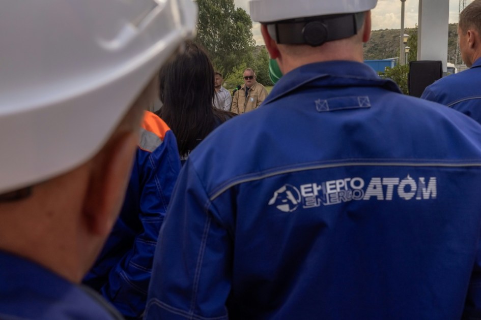 Zelenski inicia una reforma profunda en Ucrania del sector energético tras el escándalo de corrupción