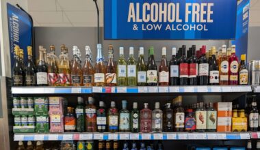 Si la pregunta es por qué son tan caras las bebidas sin alcohol si no tienen impuestos, la respuesta es sencilla