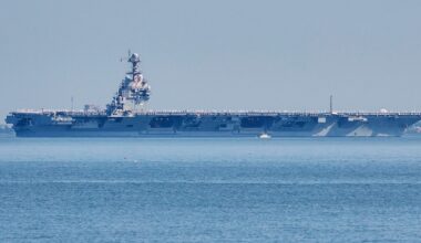 El portaaviones más avanzado de EEUU llegó al Caribe en medio de la creciente tensión con el régimen de Maduro