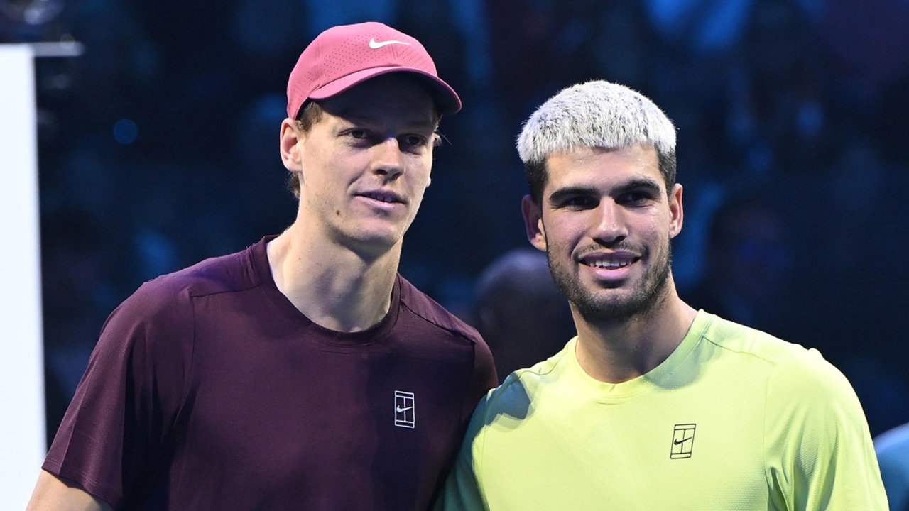 Alcaraz cae en la final de la Copa de Maestros ante Sinner