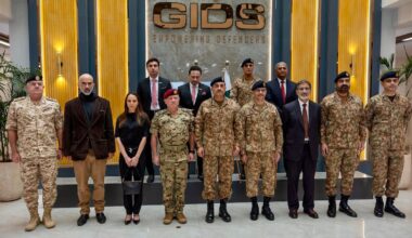 Salma de Jordania sorprende al mundo y se convierte en el mayor apoyo militar de su padre en su viaje a Indonesia