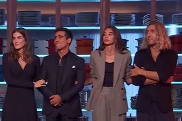 Rocío Crusset presenta a su nuevo novio, Charlie Schein, en la final de MasterChef que ha ganado su madre, Mariló Montero - El Mundo