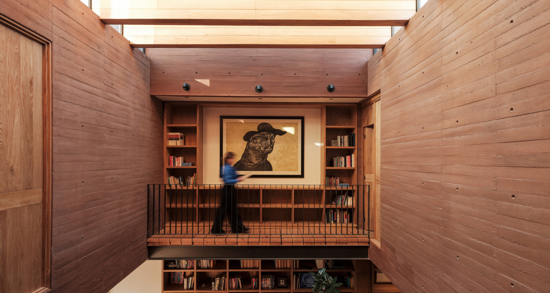 Casa de una Escritora / em-estudio