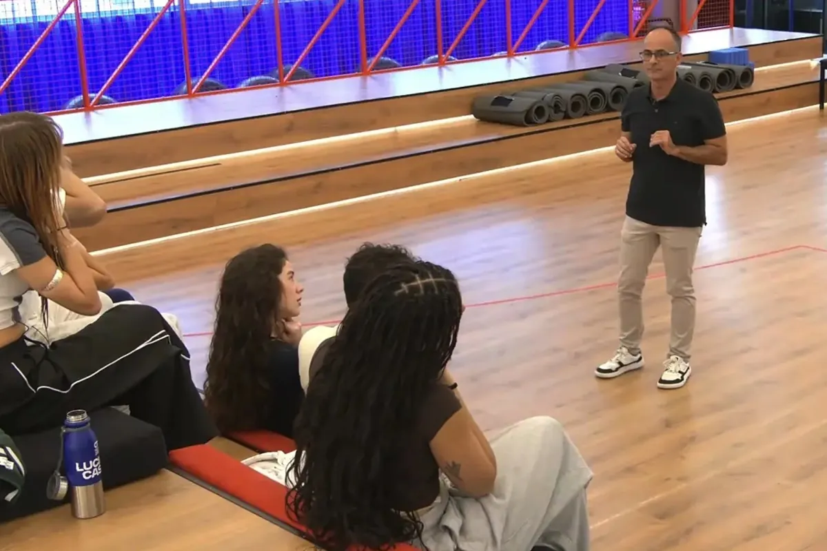 Critican a un osteópata que fue a OT 2025 por los comentarios inapropiados a una concursante: "Se me van los ojos, lo siento" - El Mundo