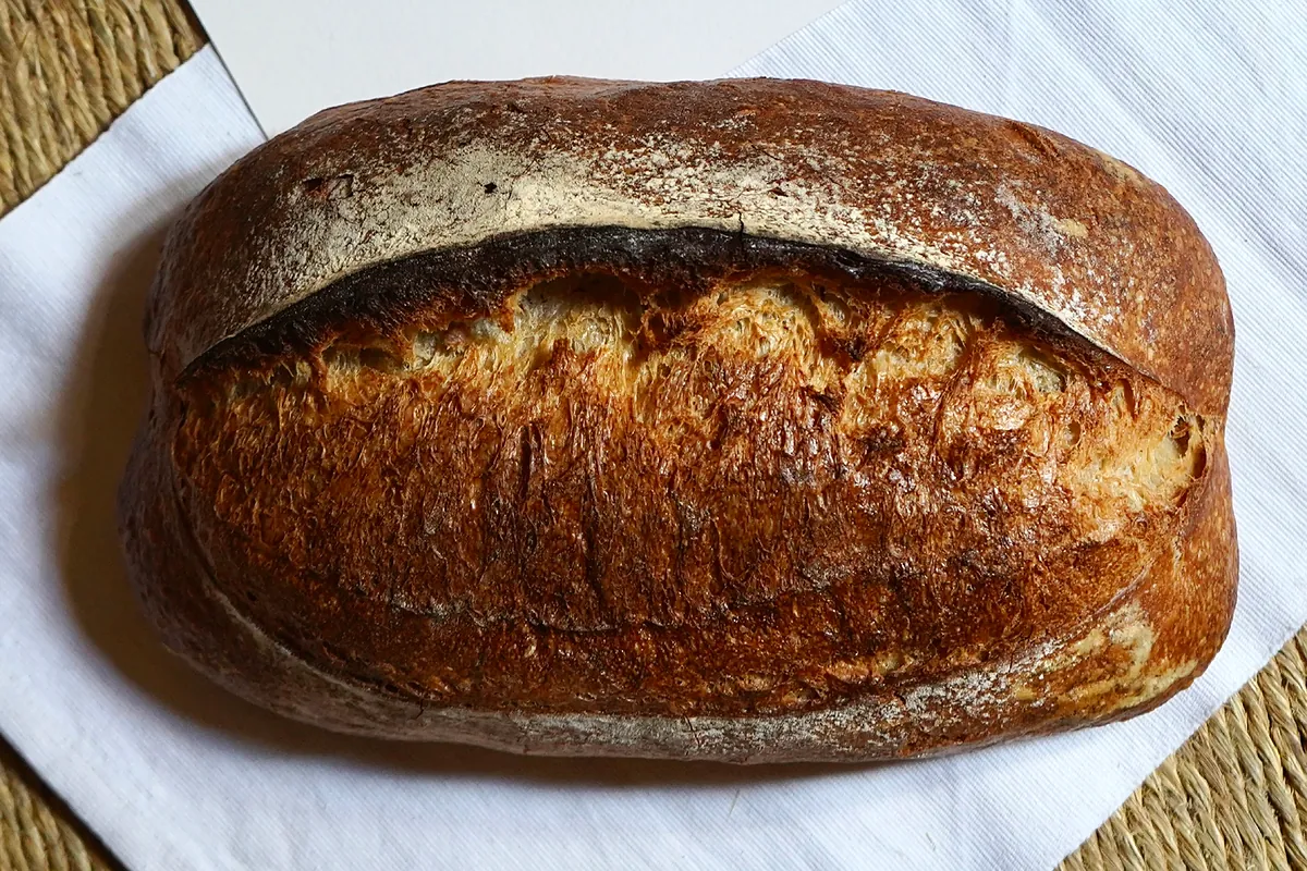 Este es el mejor pan de Madrid 2025 y lo venden en un obrador (casi nuevo) de Malasaña - El Mundo