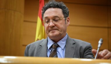 Tertulia: La condena al fiscal general, el enfrentamiento del Gobierno con la justicia y reacciones políticas (20/11/2025) - Tertulia de La Brújula - La brújula