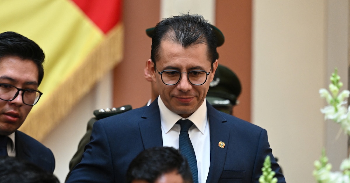 Rodrigo Paz enfrenta su primera crisis interna: destituye a un ministro en medio de tensiones con su vice